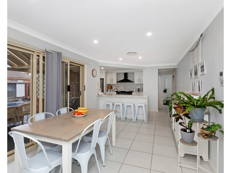 16 Daintree Crescent, Blue Haven NSW 2262