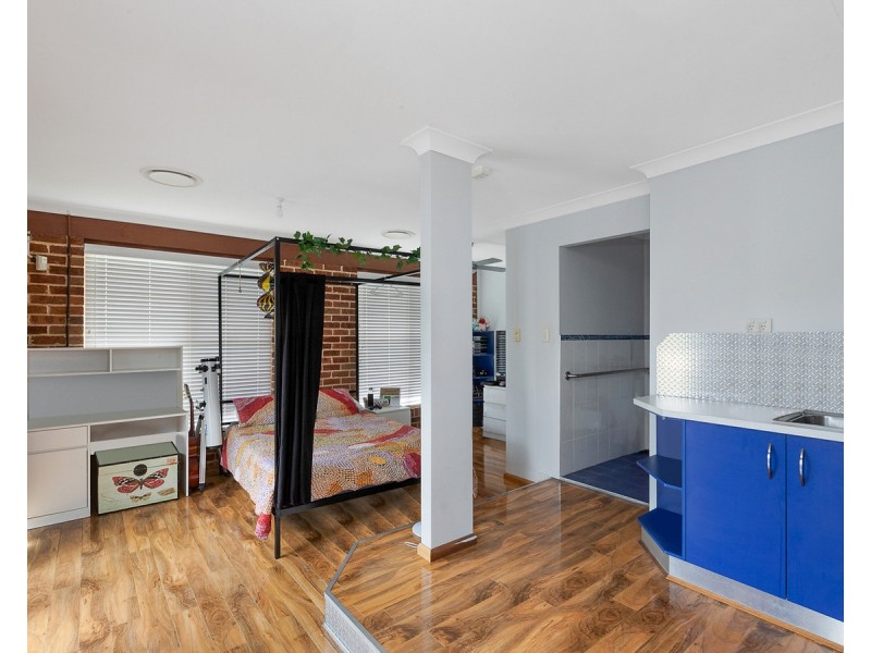16 Daintree Crescent, Blue Haven NSW 2262