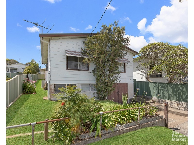 22 Kenilworth Street, Mannering Park NSW 2259