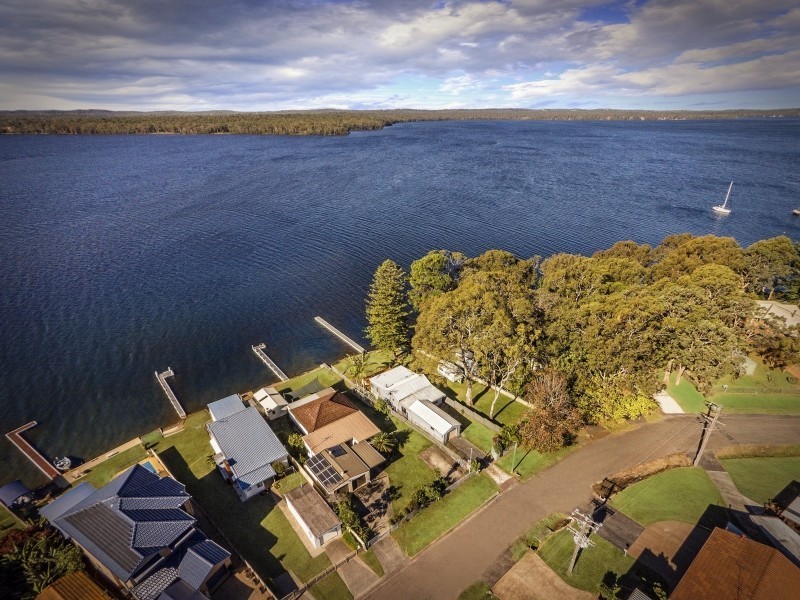 30 Scott Road, Mannering Park NSW 2259