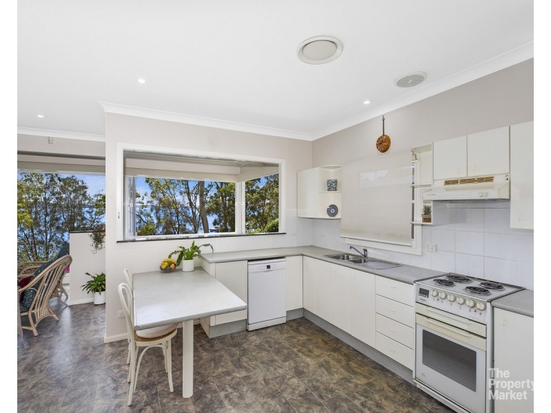 13 Eucla Road, Gwandalan NSW 2259