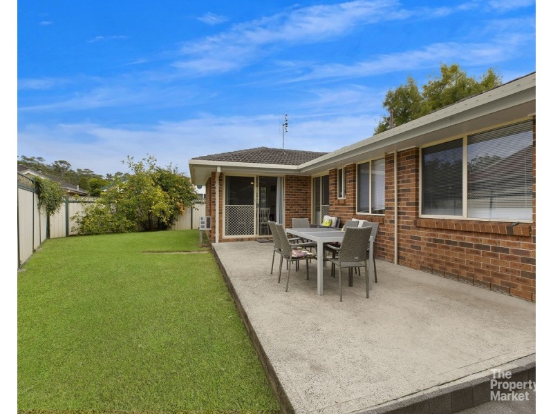 12 Lorraine Avenue, Berkeley Vale NSW 2261
