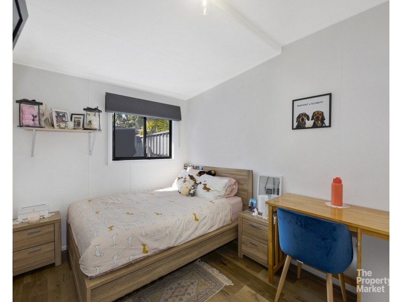 1 & 1a Collendina Road, Gwandalan NSW 2259