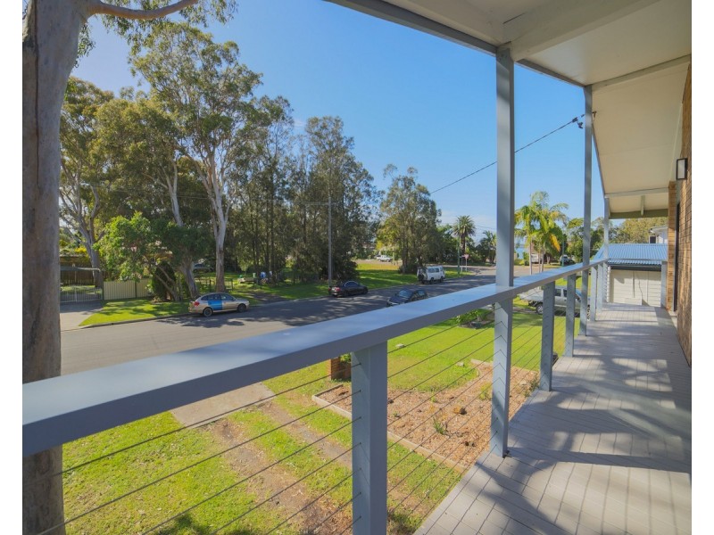 6 Gascoigne Avenue, Gorokan NSW 2263