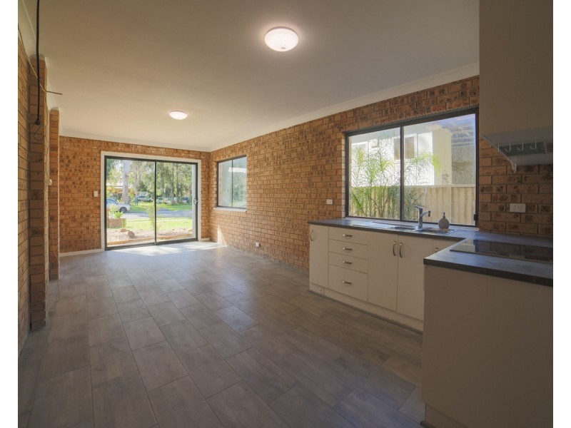 6 Gascoigne Avenue, Gorokan NSW 2263