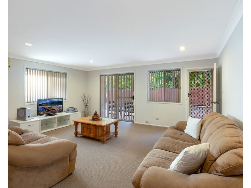 2 Nepean Avenue, Mannering Park NSW 2259