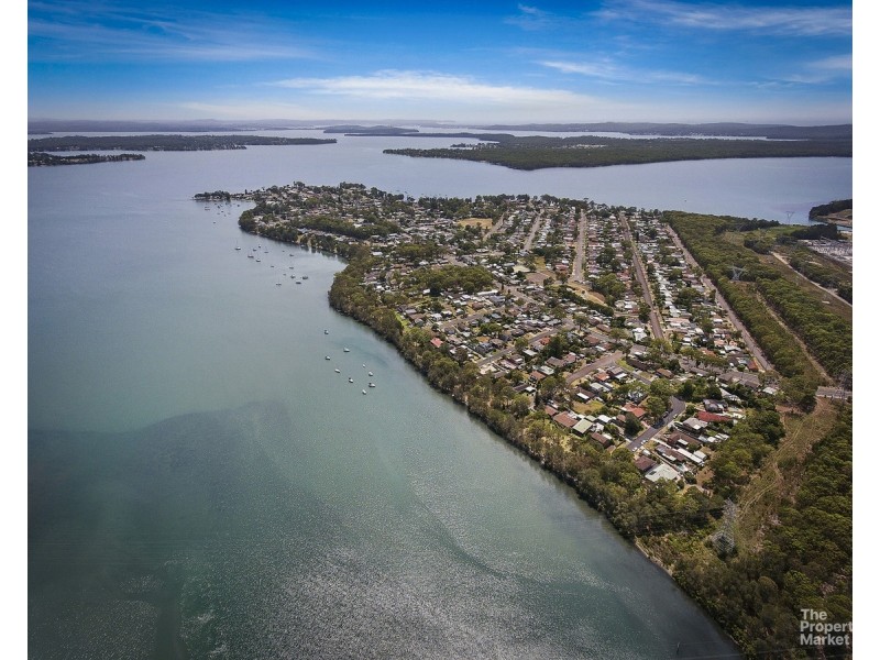 2 Nepean Avenue, Mannering Park NSW 2259