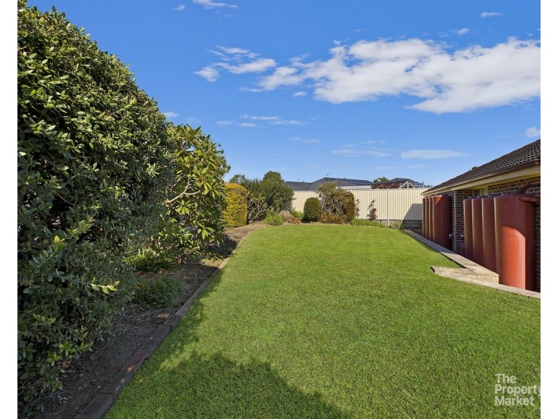 8 Aroona Close, Gwandalan NSW 2259