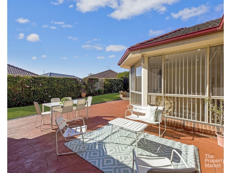 8 Aroona Close, Gwandalan NSW 2259
