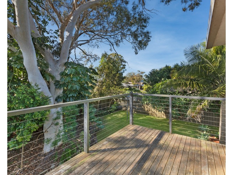 16 Waverley Road, Mannering Park NSW 2259