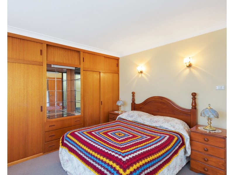 94 Winbin Crescent, Gwandalan NSW 2259