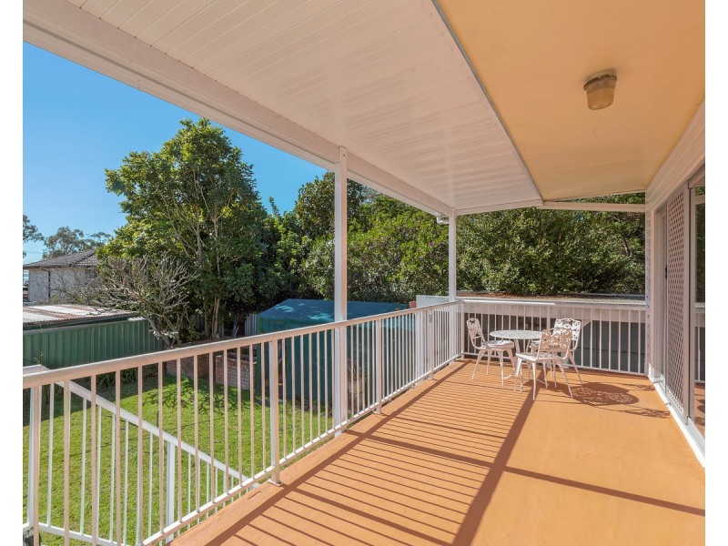 94 Winbin Crescent, Gwandalan NSW 2259