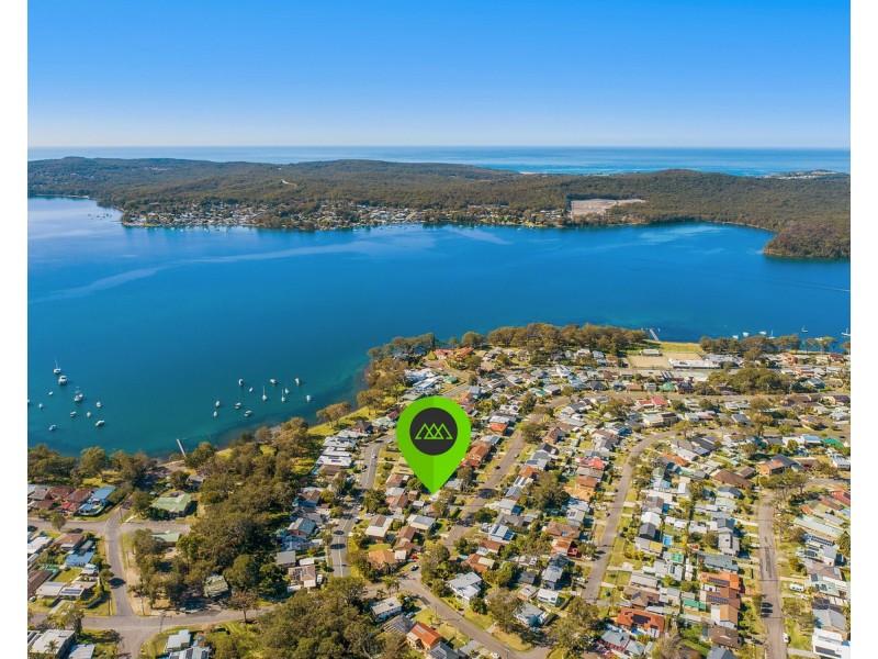 94 Winbin Crescent, Gwandalan NSW 2259