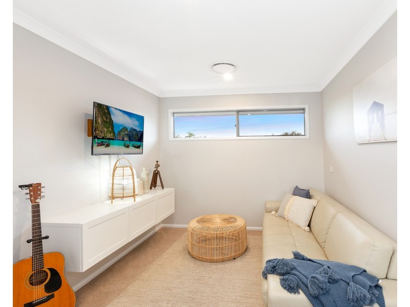 47 Pinaroo Road, Gwandalan NSW 2259