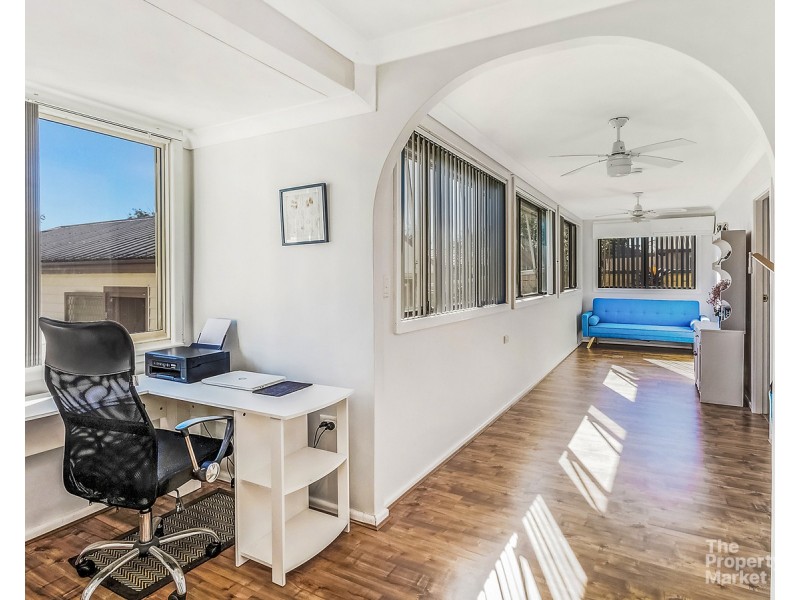 7 Marmion Street, Mannering Park NSW 2259