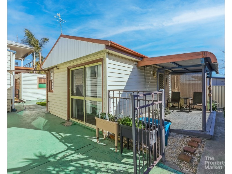 7 Marmion Street, Mannering Park NSW 2259