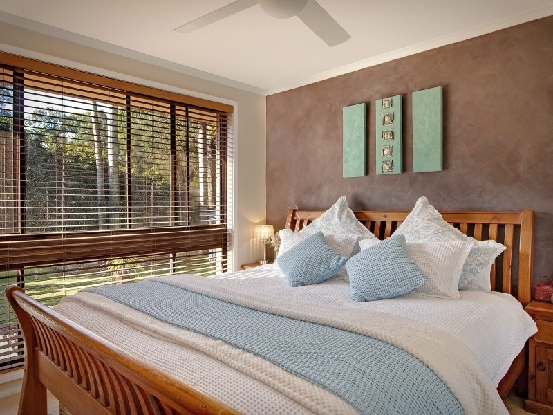 4 Loxley Close, Berkeley Vale NSW 2261