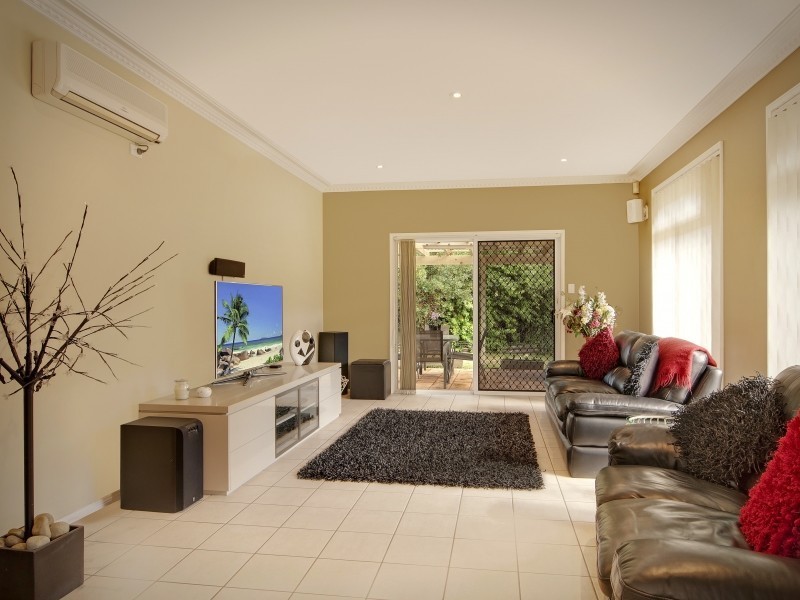 65 Anderson Road, Glenning Valley NSW 2261