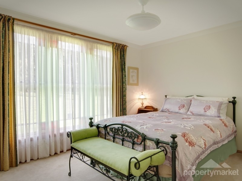 10 Palm Valley Road, Tumbi Umbi NSW 2261