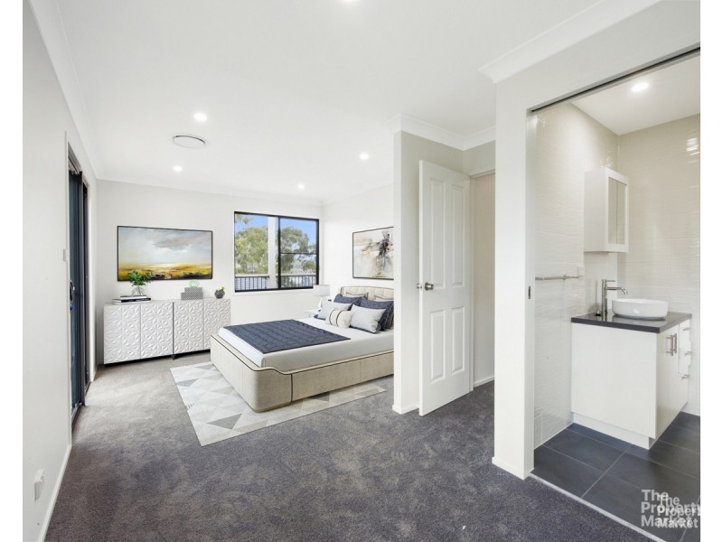 6 Rubie Crescent, East Gosford NSW 2250