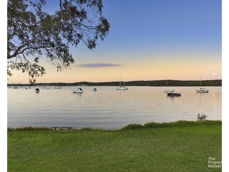 4 Mawarra Street, Gwandalan NSW 2259