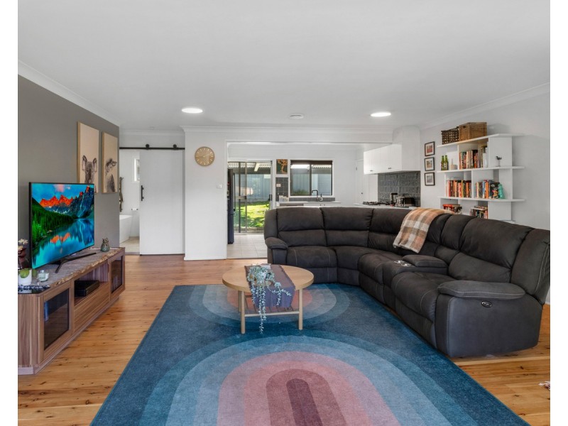 151 Winbin Crescent, Gwandalan NSW 2259