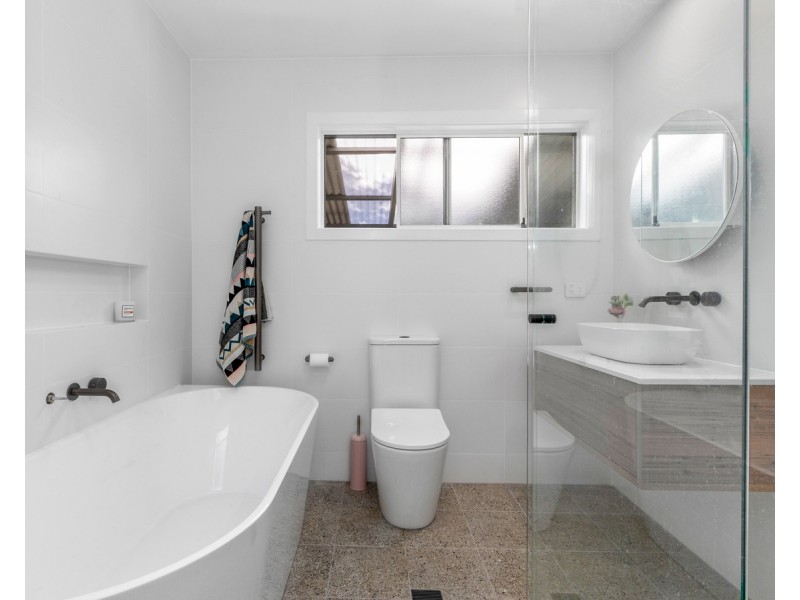 151 Winbin Crescent, Gwandalan NSW 2259