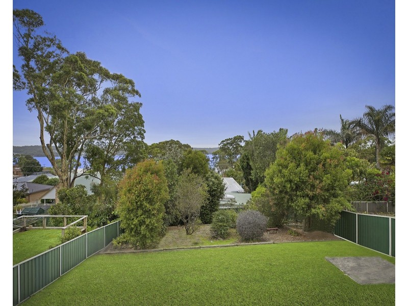 22 Murraba Crescent, Gwandalan NSW 2259