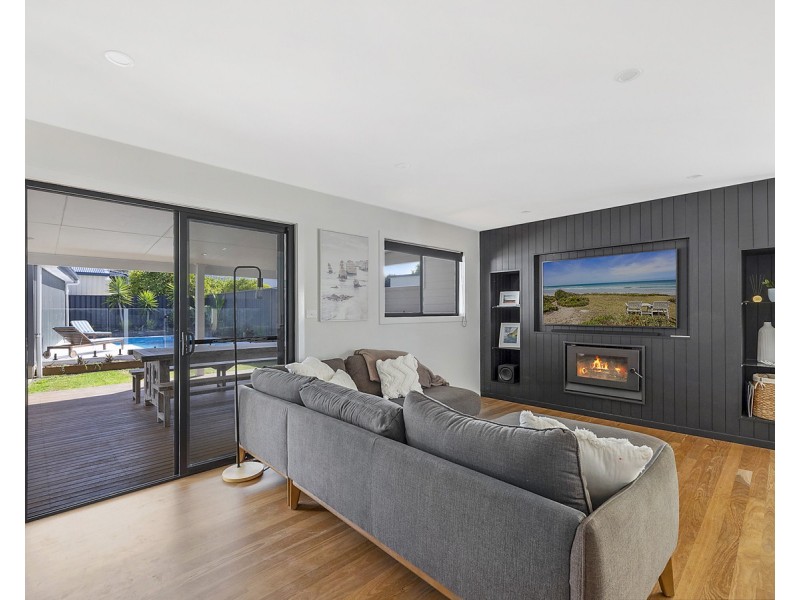 51 Gamban Road, Gwandalan NSW 2259