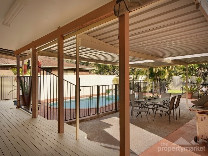 22 Kurraba Parade, Berkeley Vale NSW 2261