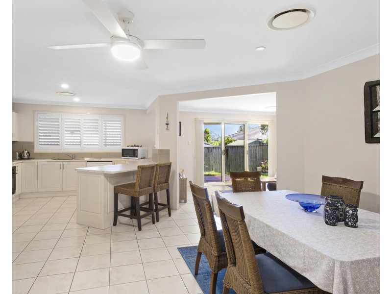 41 Tradewinds Avenue, Summerland Point NSW 2259