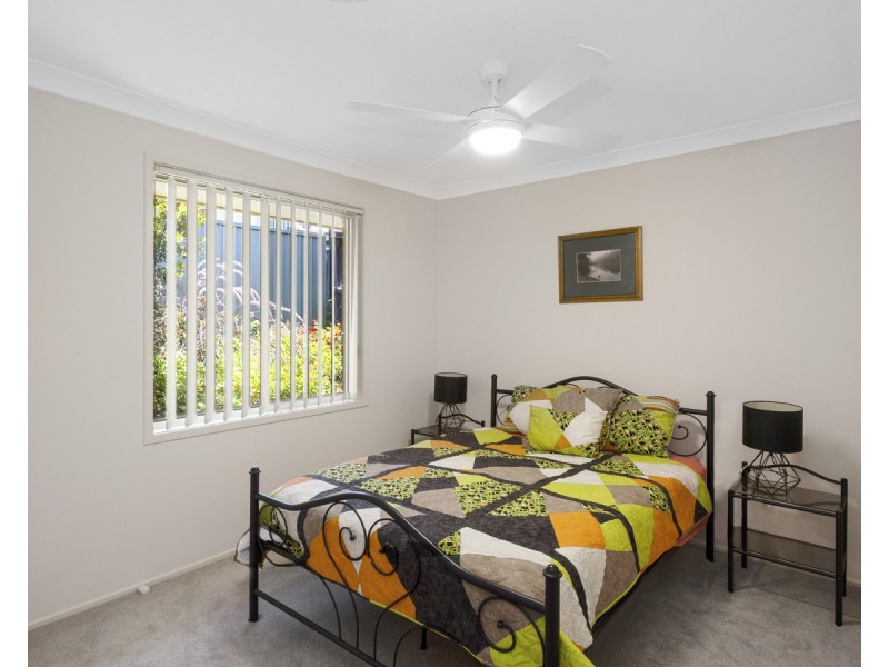 41 Tradewinds Avenue, Summerland Point NSW 2259