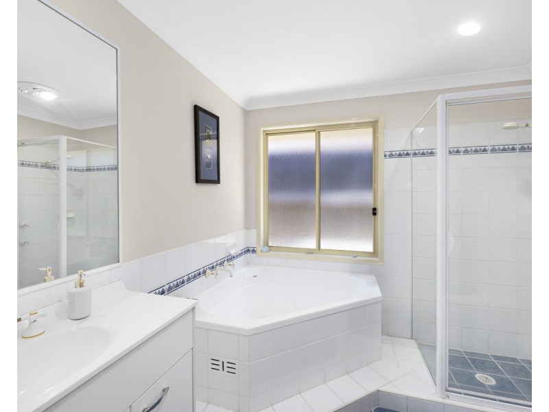 41 Tradewinds Avenue, Summerland Point NSW 2259