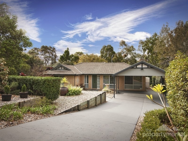 13 Honeysuckle Close, Glenning Valley NSW 2261