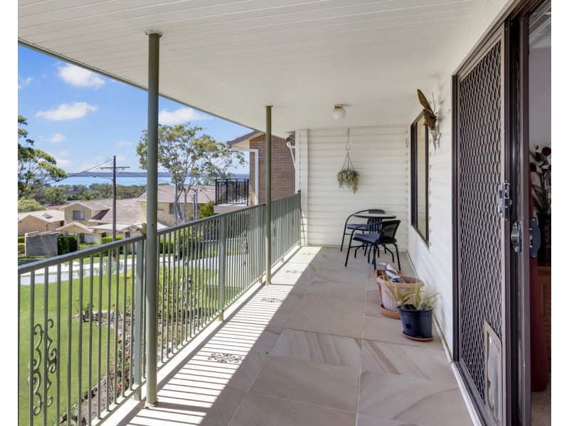 16 Ruby Street, Gorokan NSW 2263