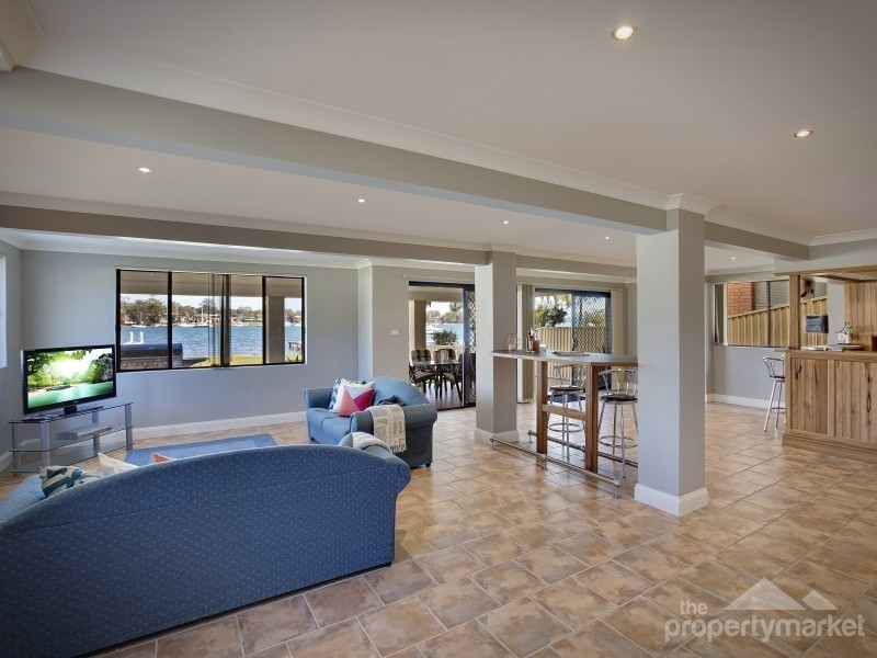 46a Gordon Avenue, Summerland Point NSW 2259