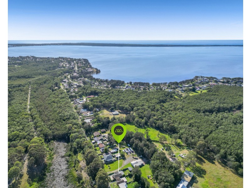 61 Warner Avenue, Tuggerawong NSW 2259