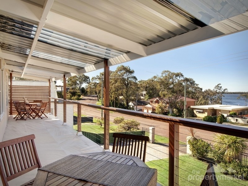 102 Sunrise Avenue, Halekulani NSW 2262