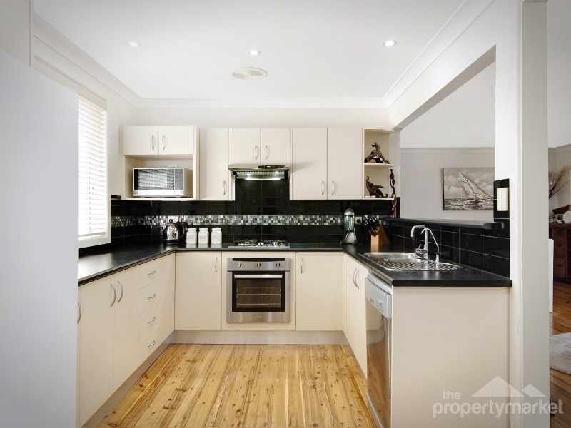 102 Sunrise Avenue, Halekulani NSW 2262