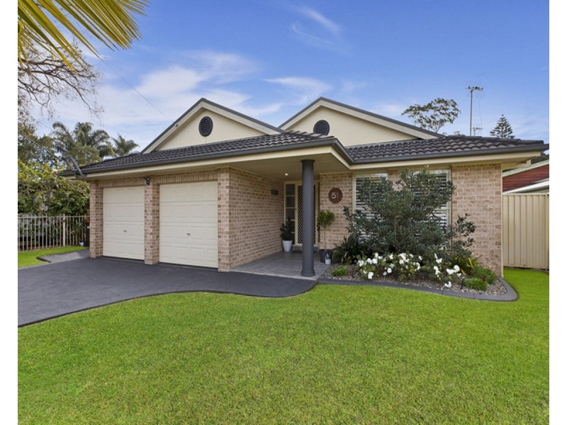51 Seawind Terrace, Berkeley Vale NSW 2261