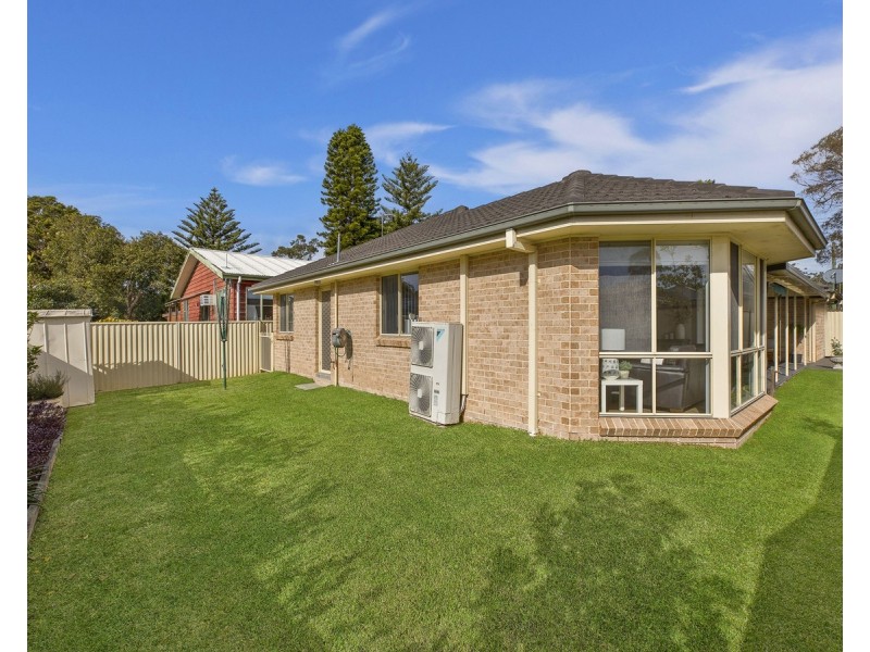 51 Seawind Terrace, Berkeley Vale NSW 2261