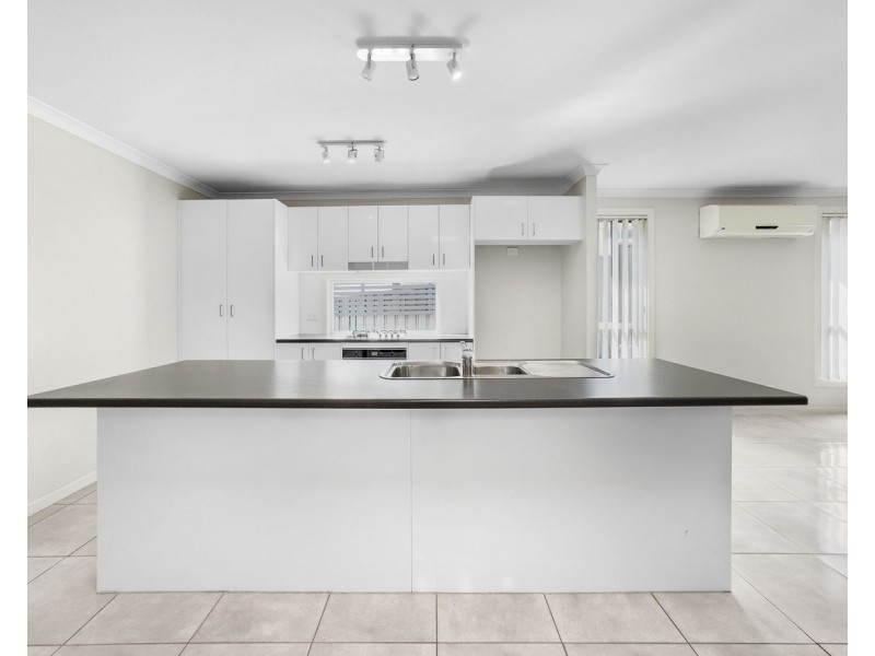 39 Raintree Terrace, Wadalba NSW 2259