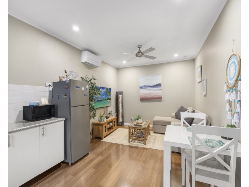 4 Bambara Avenue, Summerland Point NSW 2259