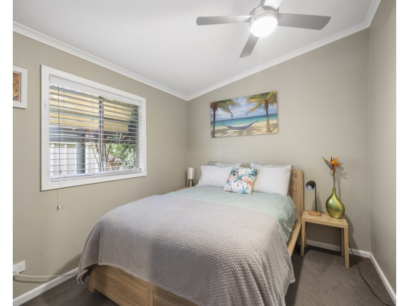 4 Bambara Avenue, Summerland Point NSW 2259