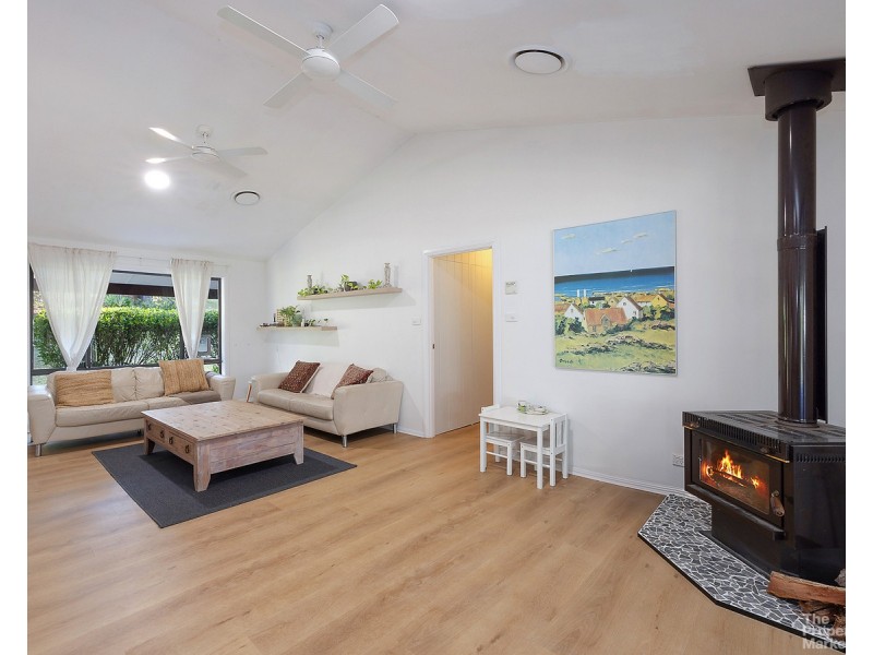 11 Larapinta Drive, Wyee Point NSW 2259