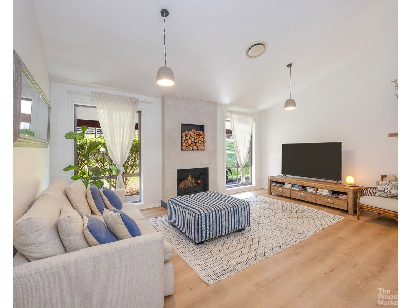 11 Larapinta Drive, Wyee Point NSW 2259