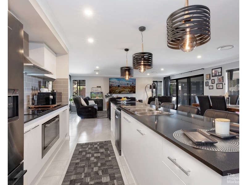 39 Fairwater Drive, Gwandalan NSW 2259