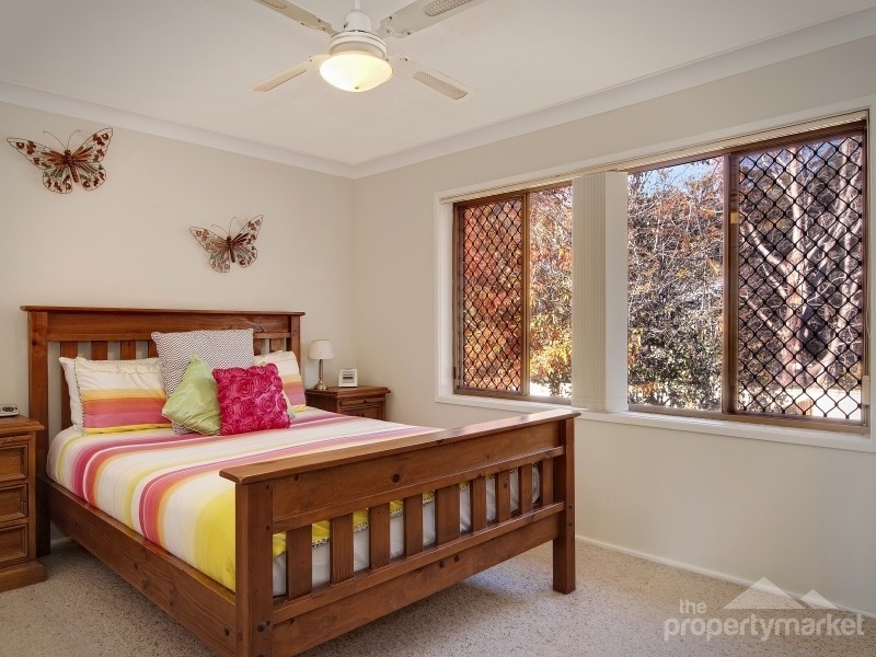 42 Gladys Avenue, Berkeley Vale NSW 2261