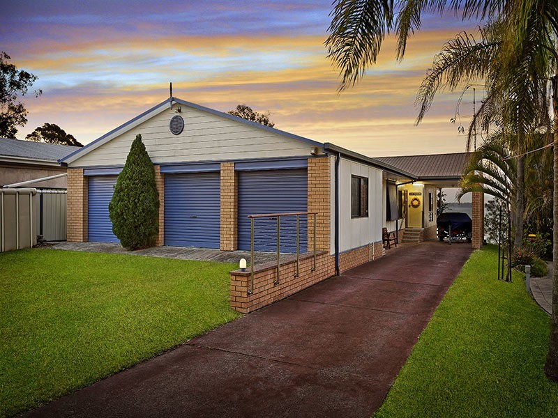 6 Bambury Avenue, Summerland Point NSW 2259