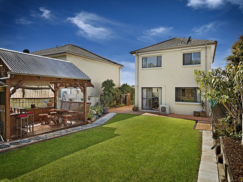 9 Kensington Place, Mardi NSW 2259